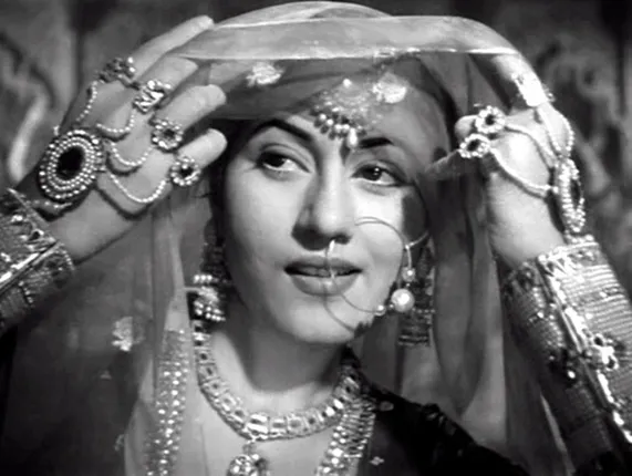 ବିବାହିତ ହୋଇ ମଧ୍ୟ ମଧୁବାଲାଙ୍କ ପ୍ରେମରେ ପାଗଳ ହୋଇଯାଇଥିଲେ ପାକିସ୍ତାନର ପୂର୍ବତନ ପ୍ରଧାନମନ୍ତ୍ରୀ