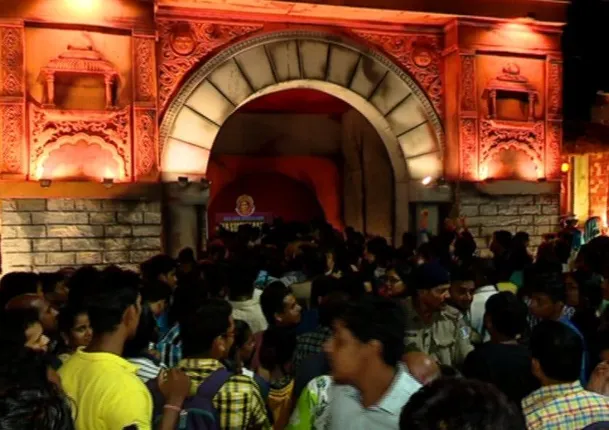 ପୂଜାରେ ମେଲୋଡି ମାନିଆ : ପେଣ୍ଡାଲ ସ୍ଥଳରେ ଜମୁଛି ସଂଗୀତ କାର୍ଯ୍ୟକ୍ରମ, ବଢୁଛି ଭିଡ