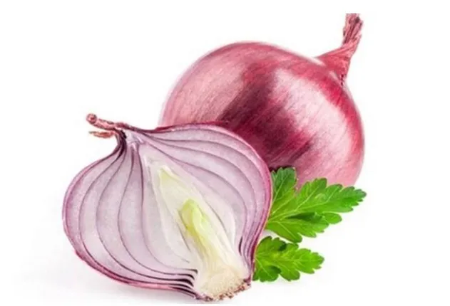 ହୃଦଘାତ ଆଶଙ୍କାକୁ କମ୍ କରେ ପିଆଜ ଚୋପା ! ଜାଣନ୍ତୁ କେମିତି କରିବେ ପ୍ରୟୋଗ