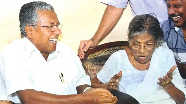 ମୁଖ୍ୟମନ୍ତ୍ରୀଙ୍କୁ ପୂର୍ବତନ ମନ୍ତ୍ରୀଙ୍କ ପରାମର୍ଶ ! ଯଦି ମହିଳାଙ୍କ ଦୁର୍ଦ୍ଦଶା ଦେଖିବାକୁ ଚାହୁଁଛନ୍ତି ତେବେ ମୁଖ୍ୟମନ୍ତ୍ରୀ ଶାଢୀ ପିନ୍ଧି ରାସ୍ତା ଉପରକୁ ଯାଆନ୍ତୁ ।