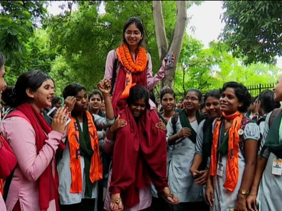 ରମାଦେବୀ  ମହିଳା ବିଶ୍ୱ ବିଦ୍ୟାଳୟରେ ବାଜିଲା ନିର୍ବାଚନୀ ବିଗୁଲ! ସଭାପତି ପଦ ପାଇଁ ପ୍ରାର୍ଥୀ ଘୋଷଣା କଲା ଏବିଭିପି