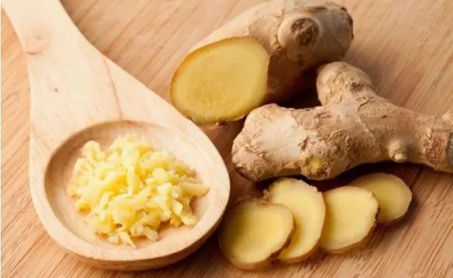 ସାବଧାନ ! ବଜାରରେ ମିଳୁଛି ଏବେ ଏସିଡ଼ରେ ଧୁଆ ଅଦା, ଜାଣନ୍ତୁ କିପରି ଚିହ୍ନିବେ ଅସଲି ଅଦା