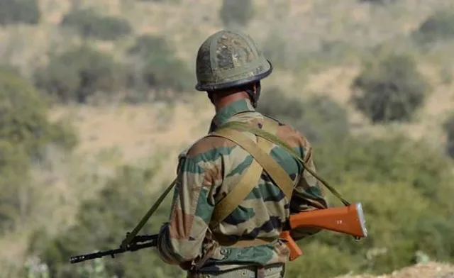 ଜମ୍ମୁ-କାଶ୍ମୀରରେ ଅସ୍ତ୍ରବିରତି ଅବଧି ଶେଷ ପରେ ଅପରେସନ ଅଲଆଉଟ ଆରମ୍ଭ : ସେନା ଗୁଳିରେ ୪ଆତଙ୍କବାଦୀ ନିହତ