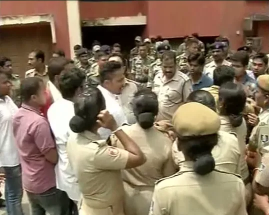 ଅଶାନ୍ତ କ୍ୟାମ୍ପସ୍ ! ସୋସିଆଲ୍ ମିଡିଆରେ ଆପତ୍ତିଜନକ ପୋଷ୍ଟକୁ ନେଇ ମଧୁସୂଦନ ଲ’ କଲେଜରେ ଉତ୍ତେଜନା, ନିର୍ବାଚନ ବାତିଲ୍