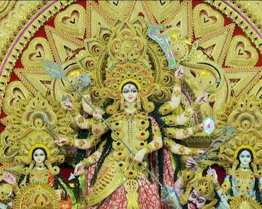 ଦଶ’ରାରେ କମ୍ପୁଛି ପୁରପଲ୍ଲୀ ! ୨୫୦୦ରୁ ଅଧିକ ମଣ୍ଡପରେ ମା’ଙ୍କ ପୂଜାର୍ଚ୍ଚନା