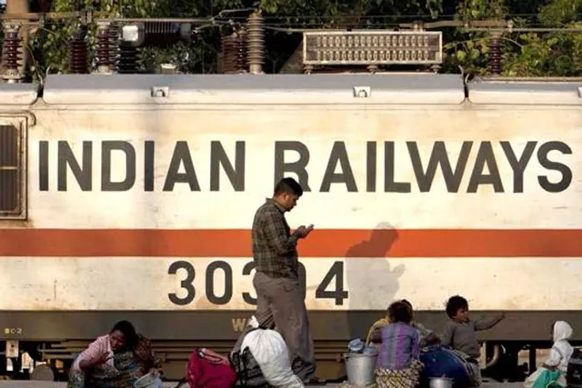 ଦ୍ୱାଦଶ ଶ୍ରେଣୀ ପାସ୍ ଛାତ୍ରଛାତ୍ରୀଙ୍କ ପାଇଁ ରେଳ ବିଭାଗରେ ସୂବର୍ଣ୍ଣ ସୁଯୋଗ । ଦରମା ୩୫ ହଜାର, ତୁରନ୍ତ କରନ୍ତୁ ଆବେଦନ