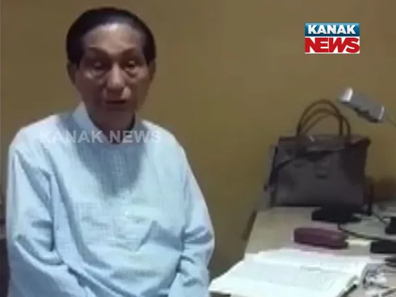 ରାଜ୍ୟପାଳଙ୍କୁ ହାର୍ଟ ଆଟାକ୍ ନେଇ ସାମ୍ନାକୁ ଆସିଲା ସତ : ସୋସିଆଲ ମିଡ଼ିଆରେ ଏସ୍.ସି ଜମିର ସୁସ୍ଥ ଥିବାର ଭିଡ଼ିଓ