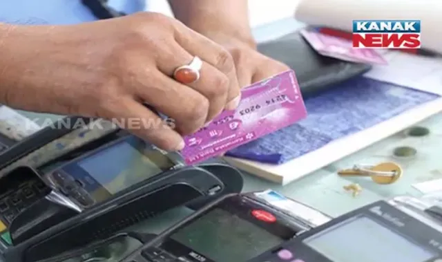 କ୍ୟାସଲେସ୍ କାରବାରକୁ ନେଇ ୫୦ ଦିନ ହେବ ଅଚଳ ସବରେଜିଷ୍ଟ୍ରାର ଅଫିସ୍ !