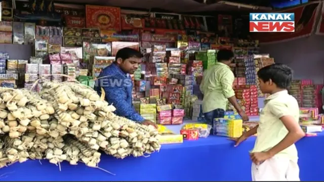 ଚୀନ ସହ ଡୋକଲାମ ବିବାଦର ଓଡିଶାରେ ବଡଧରଣର ପ୍ରଭାବ : ରାଜ୍ୟର ପ୍ରମୁଖ ବାଣ ବଜାରରେ ୯୦ ପ୍ରତିଶତ କମିଲା ଚାଇନା ବାଣର ବିକ୍ରି