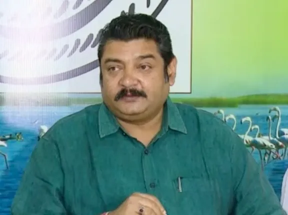 ଦିଦିଙ୍କୁ ନେଇ ରାଜନୀତି: ବିଜେଡିର ପ୍ରଶ୍ନ ବିଜେପିର ଉତ୍ତର