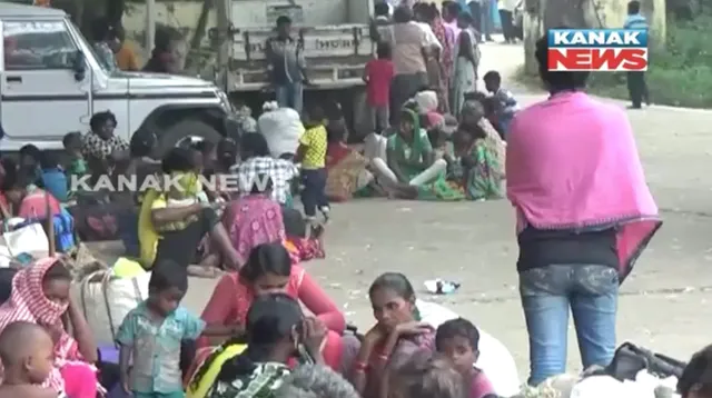 ବେଆଇନ ଚାଲାଣ ବେଳେ ୩ଶହରୁ ଅଧିକ ଶ୍ରମିକ ଉଦ୍ଧାର । ଦାଦନ ସର୍ଦ୍ଦାର ଫେରାର