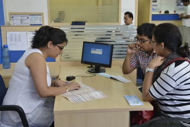 ମାତ୍ର ୧୦୦ଟଙ୍କାରେ ଖୋଲନ୍ତୁ ଖାତା ! କର ମୁକ୍ତ ସହିତ ମିଳିବ ୭.୯ ପ୍ରତିଶତ ସୁଧ