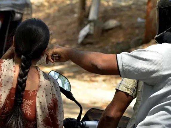 ନାବାଳକ ପକେଟମାରର କାହାଣୀ ! ପୁଅକୁ ବାପା ଶିଖାଇଥିଲା କିପରି କରିବ ଚୋରୀ