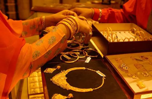 ଧନତେରସରେ ଶସ୍ତାରେ କିପରି କିଣିବେ ସୁନା? ଜାଣନ୍ତୁ କିଛିି ବିକଳ୍ପ