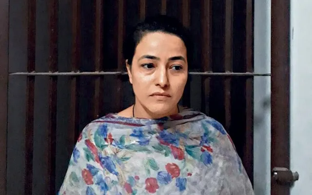 ବାବା ରାମ୍ ରହିମଙ୍କ ପାଳିତା କନ୍ୟାଙ୍କୁ ହେଉନି ନିଦ ! ମାନସିକ ଚାପ ଯୋଗୁଁ ୪ଦିନ ହେଲା ଶୋଇପାରି ନାହାଁନ୍ତି ହନିପ୍ରୀତ