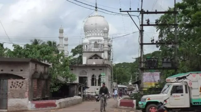 ଭଦ୍ରକରେ ମହରମ୍ ଶୋଭାଯାତ୍ରା ଉପରେ ଲାଗିଲା କଟକଣା : ଅପ୍ରୀତିକର ପରିସ୍ଥିତି ଆଶଙ୍କାରେ କଟକଣା ଲଗାଇଲା ଜିଲ୍ଲା ପ୍ରଶାସନ