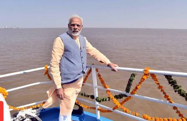 ବିଜେପିର ମିଶନ ଗୁଜୁରାଟ : ଘୋଘାରେ ଆରମ୍ଭ ହେଲା ମୋଦିଙ୍କ ସ୍ୱପ୍ନର ପ୍ରକଳ୍ପ, ଫେରି ସେବାର ଶୁଭାରମ୍ଭ କଲେ ପ୍ରଧାନମନ୍ତ୍ରୀ