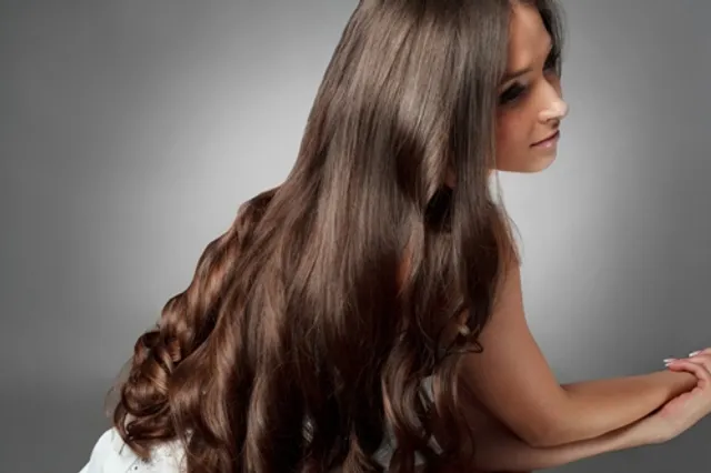 ପତଳା କେଶକୁ ଘନ କରିବାର ଉପାୟ ଜାଣନ୍ତୁ . . . . . 