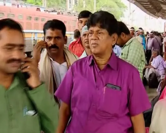 ପ୍ରାଇସ, ପ୍ରେଷ୍ଟିଜ ଓ ପେନସନ ଦାବିରେ ଦିଲ୍ଲୀରେ ଗର୍ଜିବେ ଚାଷୀ ! ଆଜି ନବ ନିର୍ମାଣ କୃଷକ ସଂଗଠନର ଜାତୀୟ କର୍ମଶାଳା