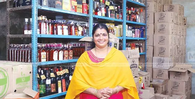 କେରଳରେ ସରକାରୀ ମଦ ଦୋକାନରେ ମଦ ବିକିବେ ମହିଳା  !