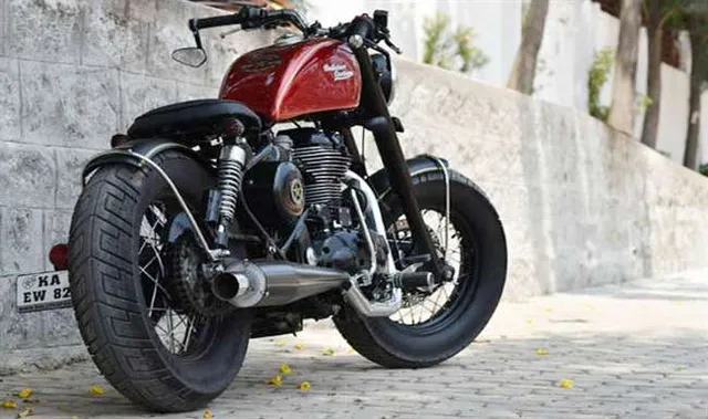 ବାଇକରେ ଚଉଡା ଓ ମୋଟା ଟାୟାର ଲଗାଇବାକୁ ପସନ୍ଦ କରୁଛନ୍ତି କି !  ଜାଣନ୍ତୁ ଏହା କେତେ ଫାଇଦା ଓ କ୍ଷତିକାରକ