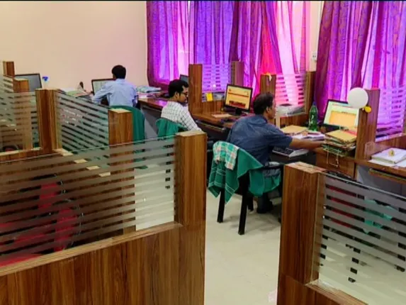 ସରକାରୀ କର୍ମଚାରୀଙ୍କ ପାଇଁ ଖୁସି ଖବର ! ମହଙ୍ଗା ଭତ୍ତା ୧ ପ୍ରତିଶତ ବୃଦ୍ଧି କଲେ ରାଜ୍ୟ ସରକାର