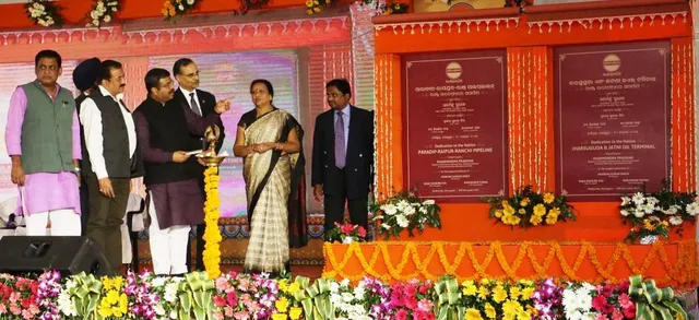 ଝାରସୁଗୁଡାରେ ଅଏଲ୍ ଟର୍ମିନାଲ୍ ଲୋକାର୍ପିତ : ଶସ୍ତା, ନିରନ୍ତର ଇନ୍ଧନ ସହ ସ୍ଥାନୀୟ ବ୍ୟବସାୟ ଓ ଅର୍ଥନୀତିକୁ ଲାଭ ମିଳିବ କହିଲେ ଧର୍ମେନ୍ଦ୍ର ପ୍ରଧାନ