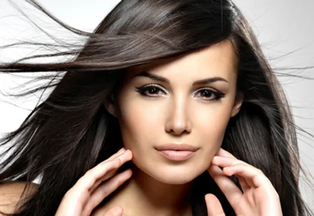 ସକାଳେ ଶୀଘ୍ର ପ୍ରସ୍ତୁତ ହେବାକୁ ସମୟ ମିଳୁନାହିଁ କି ? ଆପଣାନ୍ତୁ ଏହି ବିୟୁଟି ଟିପ୍ସ