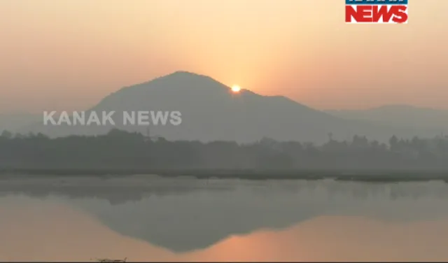 ରାଜ୍ୟରେ ରେକର୍ଡ କଲା ଶୀତ । ଶୀତର ଥାର୍ଡ ଡିଗ୍ରୀରେ ଥରୁଛି ସାରା ଓଡିଶା, ୧୦ ଡିଗ୍ରୀ ତଳେ ୧୮ ସହର