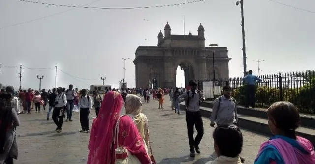 ସ୍ମୃତିରୁ ସଂଘର୍ଷ ଯାଏ ...! ଫଟୋ ଆଲବମରେ ଆପଣଙ୍କ ଅତୀତକୁ ସାଇତି ରଖିଥିବା ଏହି ବ୍ୟକ୍ତିମାନେ ନିଜ ଭବିଷ୍ୟତ ନେଇ ସନ୍ଦିହାନ