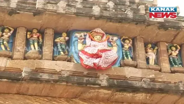 ଶ୍ରୀମନ୍ଦିରରେ ମହାଲକ୍ଷ୍ମୀଙ୍କ ମସ୍ତକରେ ଲାଗିଲା ସୁନା ମୁକୁଟ