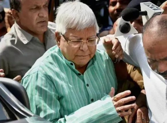 ହଜାରିବାଗ ଯିବା ଆଗରୁ ଆଜି ଜେଲରୁ ବାହାରିବେ ଲାଲୁ ! ପାରୋଲରେ ଆସି ଭଉଣୀର ଅନ୍ତିମ ସଂସ୍କାରରେ ହୋଇପାରନ୍ତି ସାମିଲ