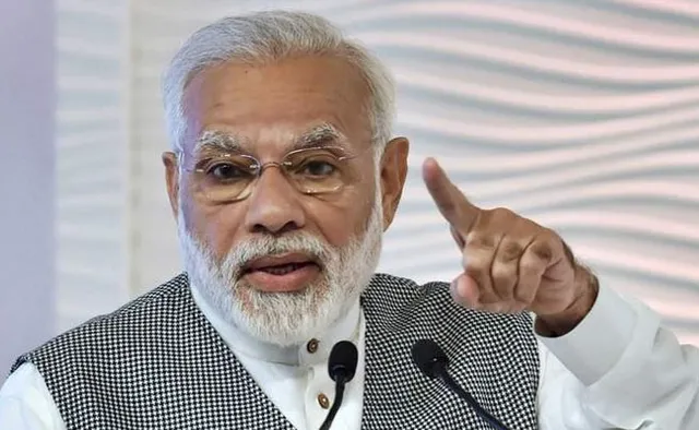 କର୍ଣ୍ଣାଟକ ନିର୍ବାଚନ ନେଇ ରାଜନୀତି ସରଗରମ । ପ୍ରଚାର ସଭାରେ ରାହୁଲଙ୍କୁ ଟାର୍ଗେଟ କଲେ ମୋଦି । କହିଲେ, ଗରିବଙ୍କ ମାଳା ଜପି ଶାସନ ଗାଦି ହାତେଇଛି କଂଗ୍ରେସ