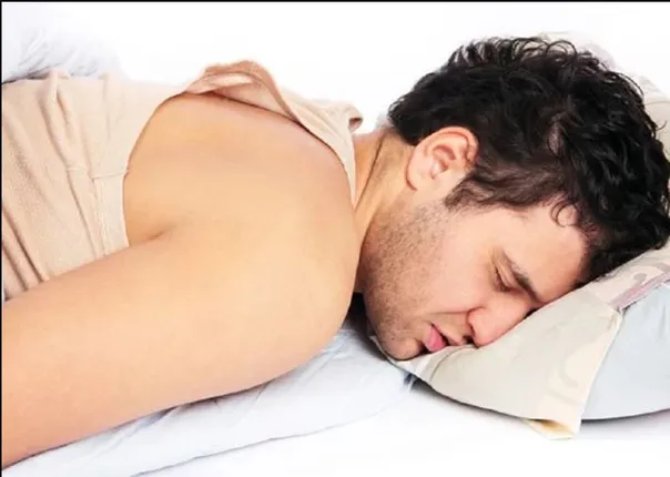 ଜିମ ନଯାଇ ବି ରହିପାରିବେ ଫିଟ୍ । ପୁରୁଷମାନଙ୍କ ପାଇଁ  କିଛି ଗୁରୁତ୍ୱପୂର୍ଣ୍ଣ ଟିପ୍ସ  