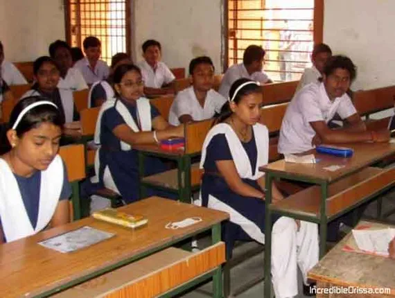 ଆରମ୍ଭ ହେଲା ମାଟ୍ରିକ୍‌ ପରୀକ୍ଷା : ପରୀକ୍ଷାର୍ଥୀଙ୍କୁ ଶୁଭେଚ୍ଛା ଜଣାଇଲେ ମୁଖ୍ୟମନ୍ତ୍ରୀ ଓ କେନ୍ଦ୍ରମନ୍ତ୍ରୀ