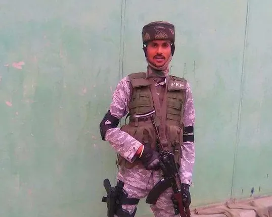 ଆଜି ଓଡିଶା ଆସିବ କାଶ୍ମୀର ଆତଙ୍କୀ ଆକ୍ରମଣର ସହିଦ ପ୍ରଦୀପ ପଣ୍ଡାଙ୍କ ମର ଶରୀର ! ସୁନ୍ଦରଗଡ ପୈତୃକ ଗାଁରେ ଶୋକାକୁଳ ପରିବେଶ