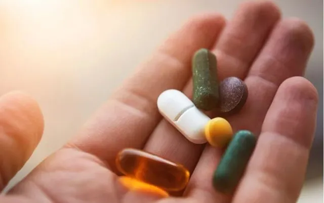 ସୁସ୍ଥ ନୁହେଁ ବରଂ ମୃତ୍ୟୁ ସୁନିଶ୍ଚିତ ! ବିଶେଷଜ୍ଞଙ୍କ କଡା ଚେତାବନୀ, ଜାଣନ୍ତୁ କେଉଁ ପ୍ରକାରର ମେଡିସିନ୍ କରିଥାଏ ଲିଭର ଫେଲ୍