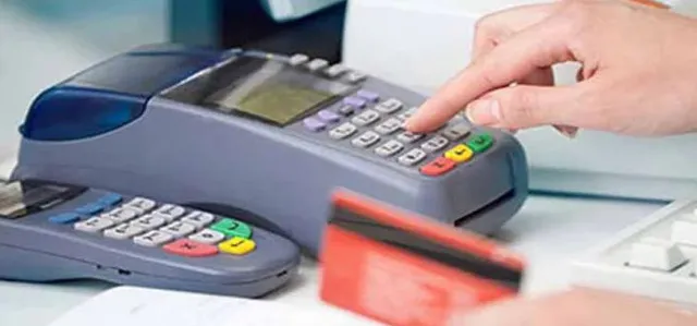 ଆପଣଙ୍କର ସ୍ମାର୍ଟଫୋନ ଏବଂ ବ୍ୟାଙ୍କ ଆକାଉଂଟ୍ ହ୍ୟାକ୍ ହୋଇନି ତ ? ଜାଣନ୍ତୁ ଏସବୁ ସଙ୍କେତରୁ