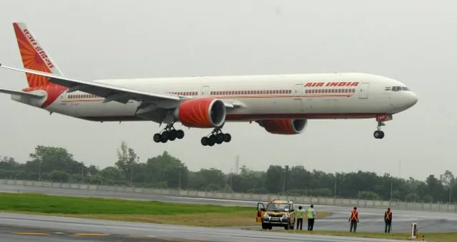 ବିମାନ ଉଡାଣରେ ବିଳମ୍ବ ହେଲେ ମିଳିବ କ୍ଷତିପୂରଣ ! ଏହା ସହିତ ବିକଳ୍ପ ବିମାନର ବ୍ୟବସ୍ଥା ।