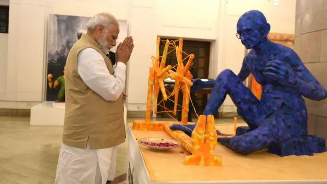 ବାପୁଙ୍କ କର୍ମଭୂମିରେ ନରେନ୍ଦ୍ର ମୋଦି : ଚମ୍ପାରଣ ସତ୍ୟାଗ୍ରହକୁ ଶହେ ବର୍ଷ ପୂର୍ତ୍ତି ଅବସରରେ ଶତାବ୍ଦୀ ଉଦଯାପନୀ ସମାରୋହରେ ଯୋଗ ଦେଇଛନ୍ତି ମୋଦି