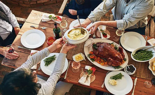 ସାବଧାନ : ଖାଦ୍ୟ ସହିତ ଆପଣଙ୍କ ଶରୀର ମଧ୍ୟକୁ ଯାଉଛି ୧୦୦ରୁ ବି ଅଧିକ ପ୍ଲାଷ୍ଟିକ କଣିକା । ଜାଣନ୍ତୁ କିପରି