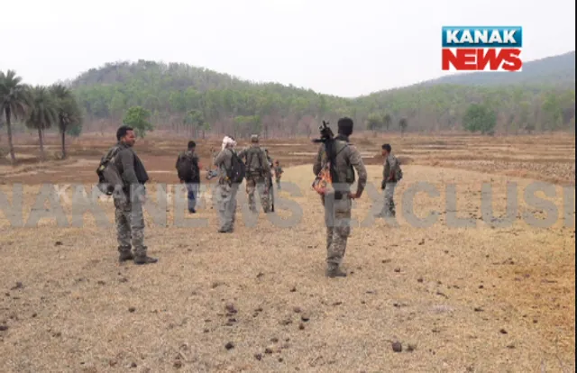 ସୁନ୍ଦରଗଡ ଜିଲ୍ଲା ବଣାଇ ମହୁଲପଦ ଜଙ୍ଗଲରେ ମାଓବାଦୀ-ପୋଲିସ ଗୁଳି ବିନିମୟ ! କମ୍ବିଂ ବେଳେ ଖସିଗଲା ମାଓ କମାଣ୍ଡର ଅନମୋଲ, ବିପୁଳ ବିସ୍ଫୋରକ ଜବତ