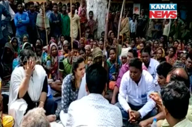 ନୀଳଗିରିରେ ଆଦିବାସୀ ମହିଳାଙ୍କୁ ଦୁଷ୍କର୍ମ ଘଟଣା ପ୍ରତିବାଦରେ ତାତିଲେ ଲୋକେ ! ନ୍ୟାୟ ଦାବିରେ ରାସ୍ତା ଅବରୋଧ