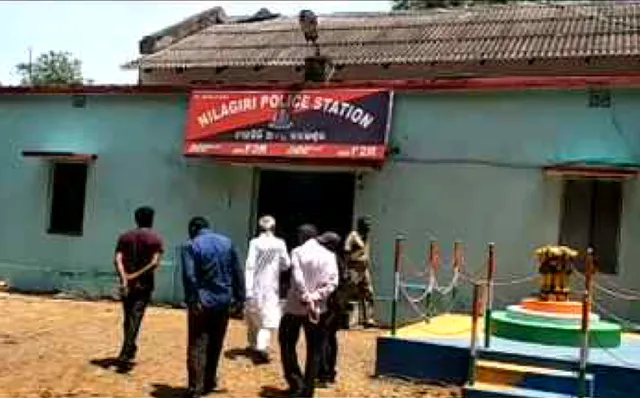 ଜଗତସିଂହପୁରରେ ପୁଣି ଲଜ୍ଜା । ଟିଉସନରୁ ଫେରୁଥିବା ବେଳେ ନାବାଳିକାକୁ ଉଠାଇନେଇ ଗଣଦୁଷ୍କର୍ମ ଅଭିଯୋଗ, ୩ ଅଟକ