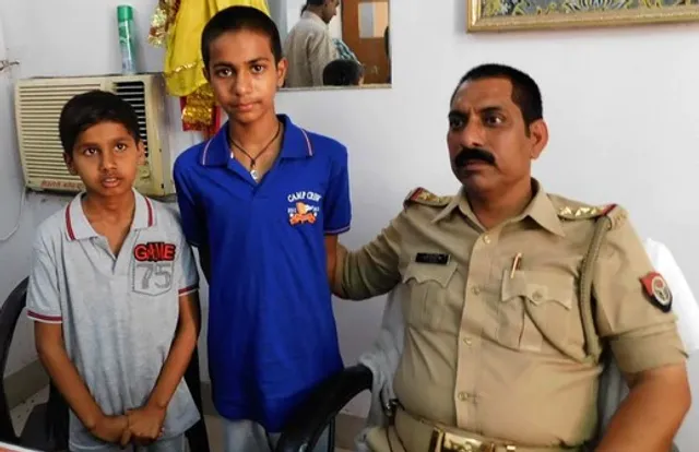 ଅମିତାଭଙ୍କୁ ଦେଖିବାର ଅଜବ ନିଶା ! କ୍ଷୀର ଆଣିବା ପାଇଁ କହି ଦୁଇ ଛୁଆ ଘରୁ ବାହାରିଲେ, ମଥୁରାରୁ ଯାଇ ମୁମ୍ବାଇ ପହଞ୍ଚିଲେ ।