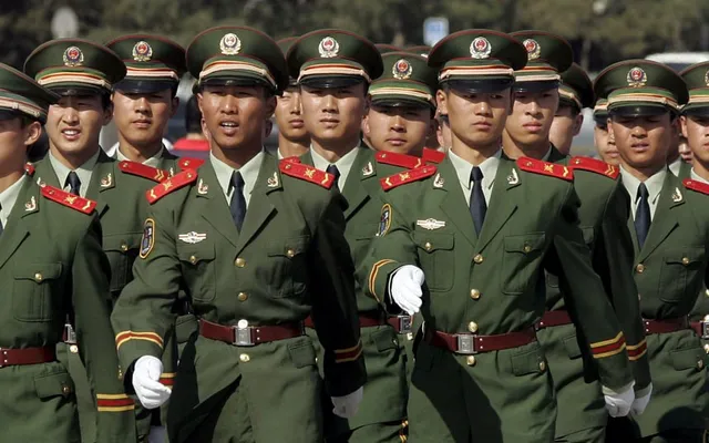 ମାତ୍ରାଧିକ କାମ ଚୀନ ପୋଲିସର ଚିନ୍ତା ବଢାଉଛି, ପ୍ରତି ୩ ଜଣ ପୋଲିସ କର୍ମଚାରୀଙ୍କ ମଧ୍ୟରୁ ୨ ଜଣ କାର୍ଯ୍ୟରେ ଥିବା ବେଳେ ମୃତ୍ୟୁବରଣ କରୁଛନ୍ତି ।