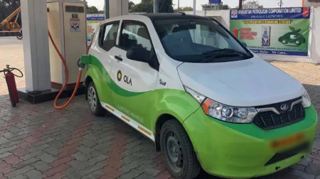 ଏକବର୍ଷ ମଧ୍ୟରେ କ୍ୟାବ ସଂଖ୍ୟାରେ ଉନ୍ନତି! ଓଲା ଆଗାମୀ ଏକବର୍ଷ ମଧ୍ୟରେ ବାହାର କରିବ ୧୦ ହଜାର ଇ-ଅଟୋ ଏବଂ ଇ-ରିକ୍ସା ।