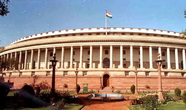 ମୁଁ ସବୁବେଳେ ସଂସଦ ଯାଉଛି, ଦରମା କାହିଁକି ଛାଡିବି । ବିଜେପି ନିଷ୍ପତିକୁ ବଏକଟ କଲେ ଦଳୀୟ ସାଂସଦ