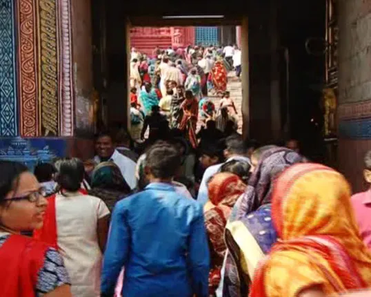 ଦୁଇ ଦିନ ପରେ ଆଜି ଶ୍ରୀମନ୍ଦିରରେ ଶୃଙ୍ଖଳିତ ନୀତି । ଅବଢ଼ା ବାହାର ପାଇଁ ସୁଆର ନିଯୋଗକୁ ମୁଖ୍ୟ ପ୍ରଶାସକଙ୍କ ଅନୁରୋଧ, ବାହାରି ପାରେ ଅବଢ଼ା