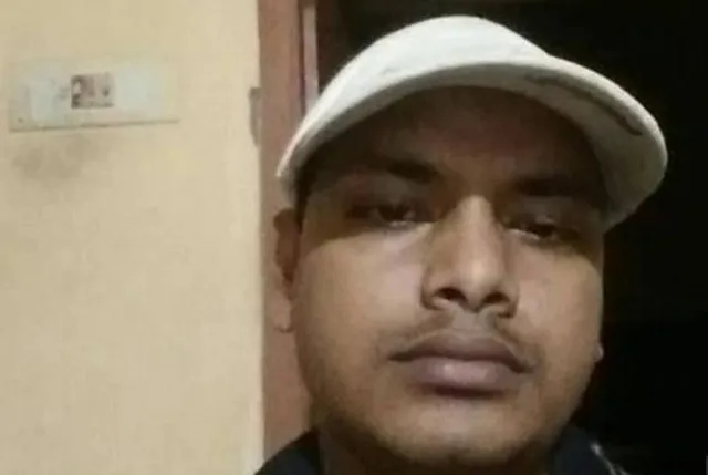 ବାଲେଶ୍ୱର: ବାପ-ପୁଅ ଏକାବେଳେ ପାସ୍ କଲେ ମାଟ୍ରିକ୍, ନମ୍ବର ବି ରଖିଲେ ସମାନ